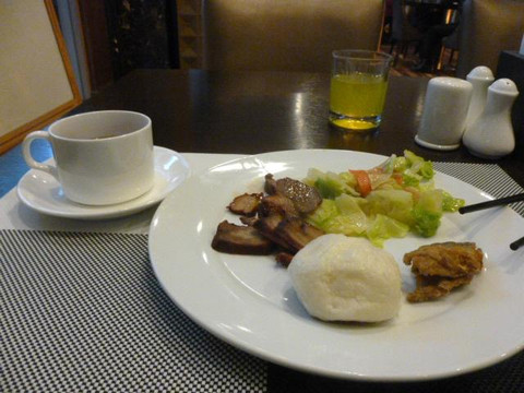 瑞泰静安酒店主图