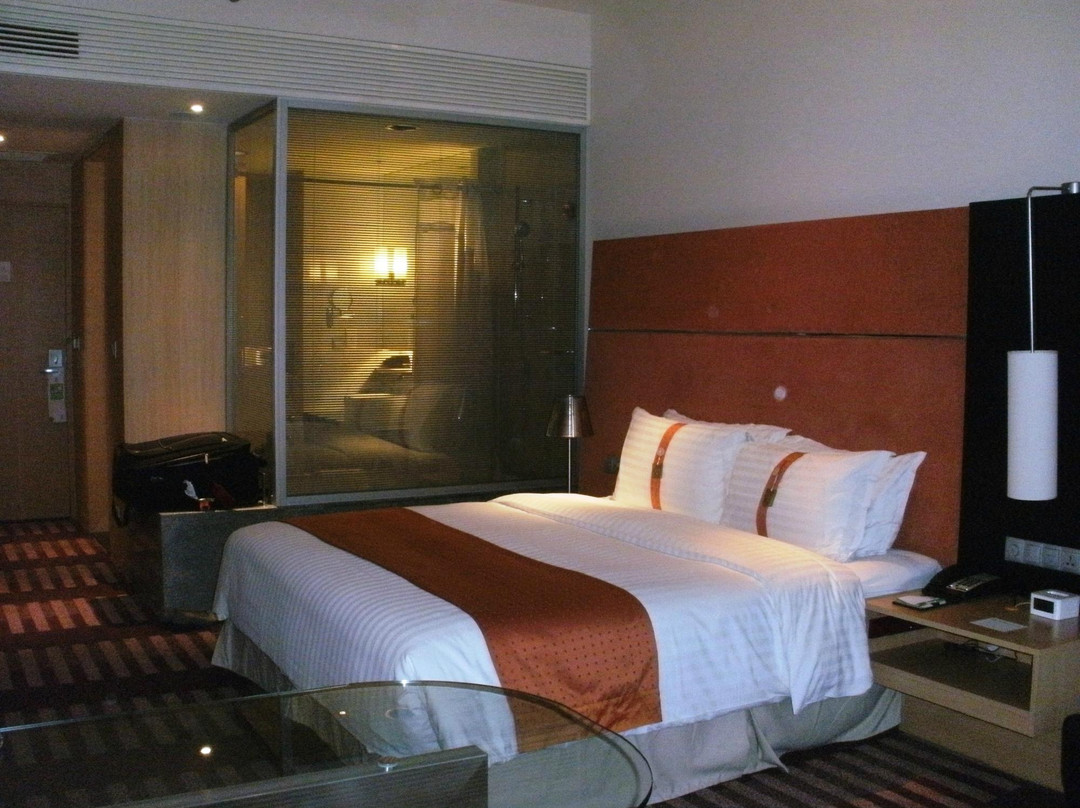 上海虹桥西郊假日酒店主图