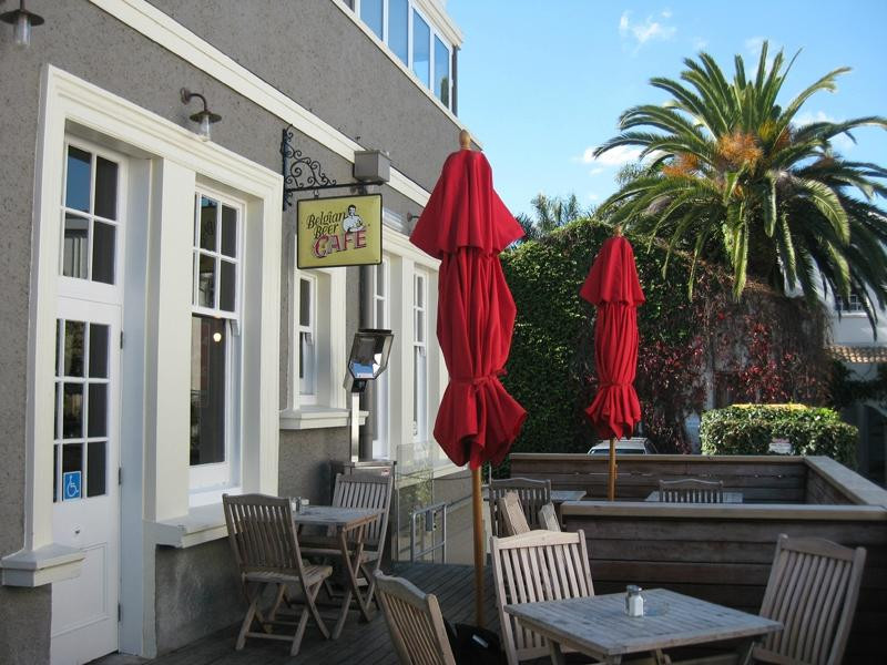 De Post Belgian Beer Cafe