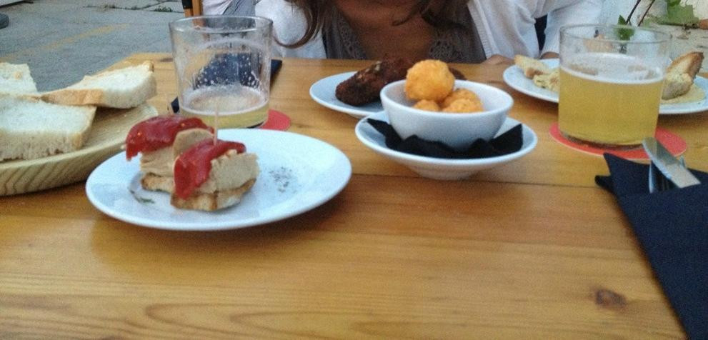 El Pilar de la Mola餐馆和美食-Can Toni