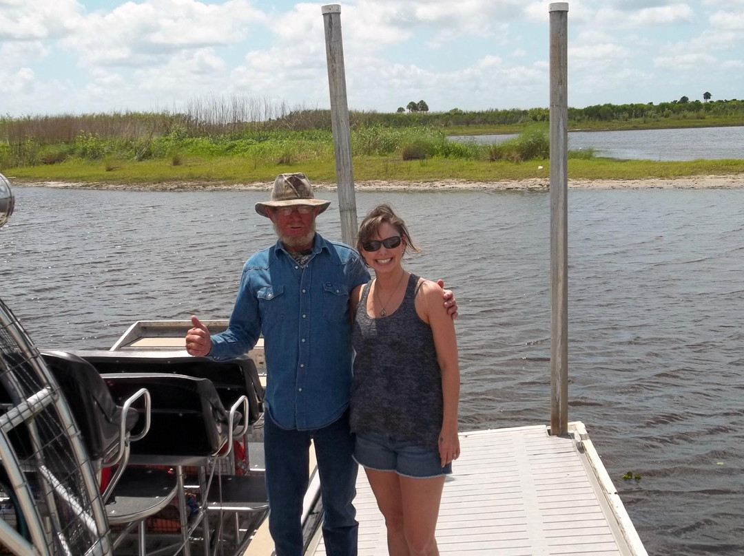 Loughman Lake Airboat Rides景点图片