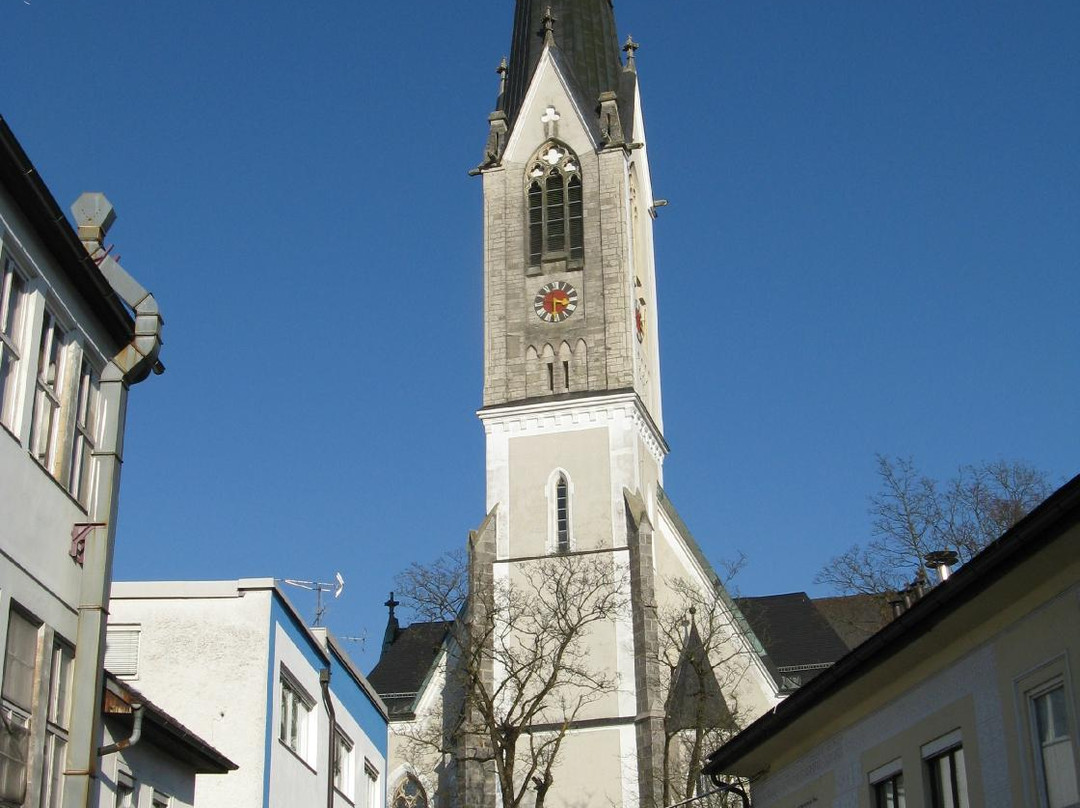Stadtpfarrkirche Schwanenstadt景点图片