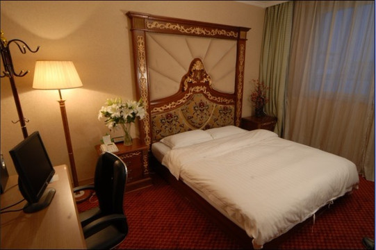 东营白云饭店（火车站胜利广场店）主图