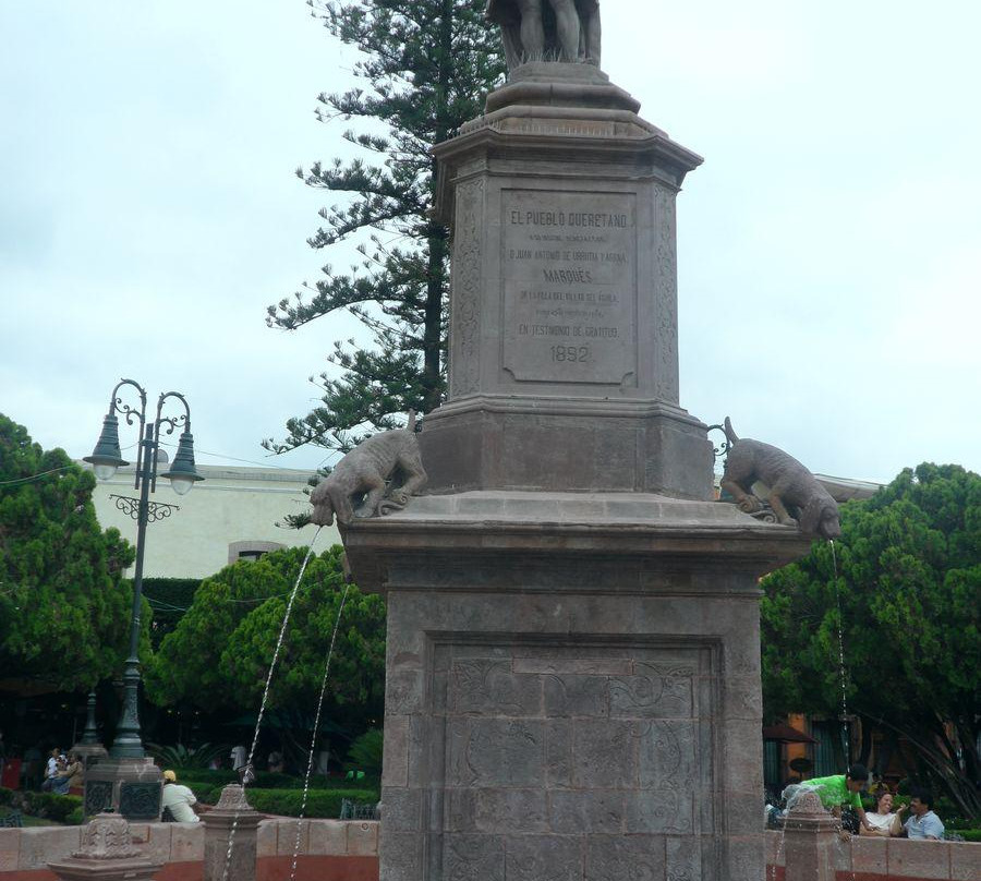 Plaza de Armas-克雷塔罗必去景点