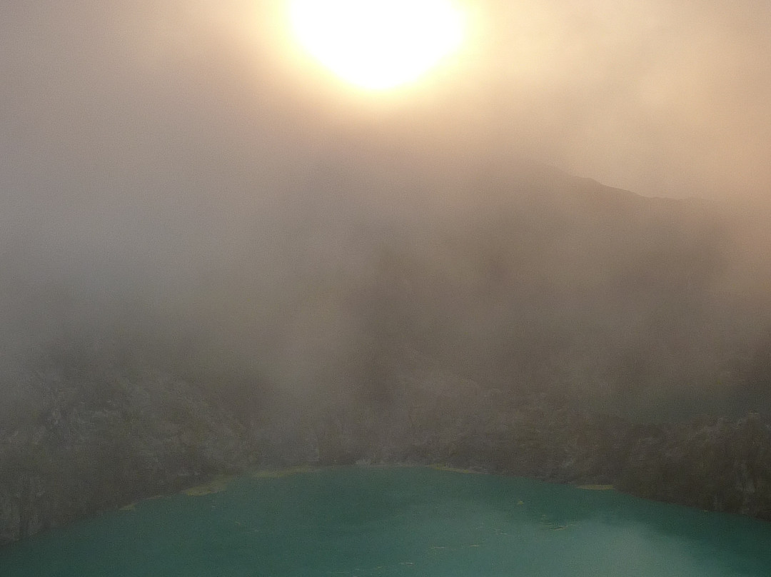 Mount Kelimutu景点图片