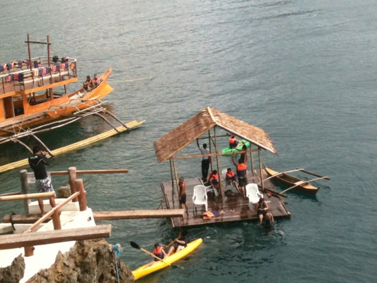 悬崖跳海-长滩岛必去景点