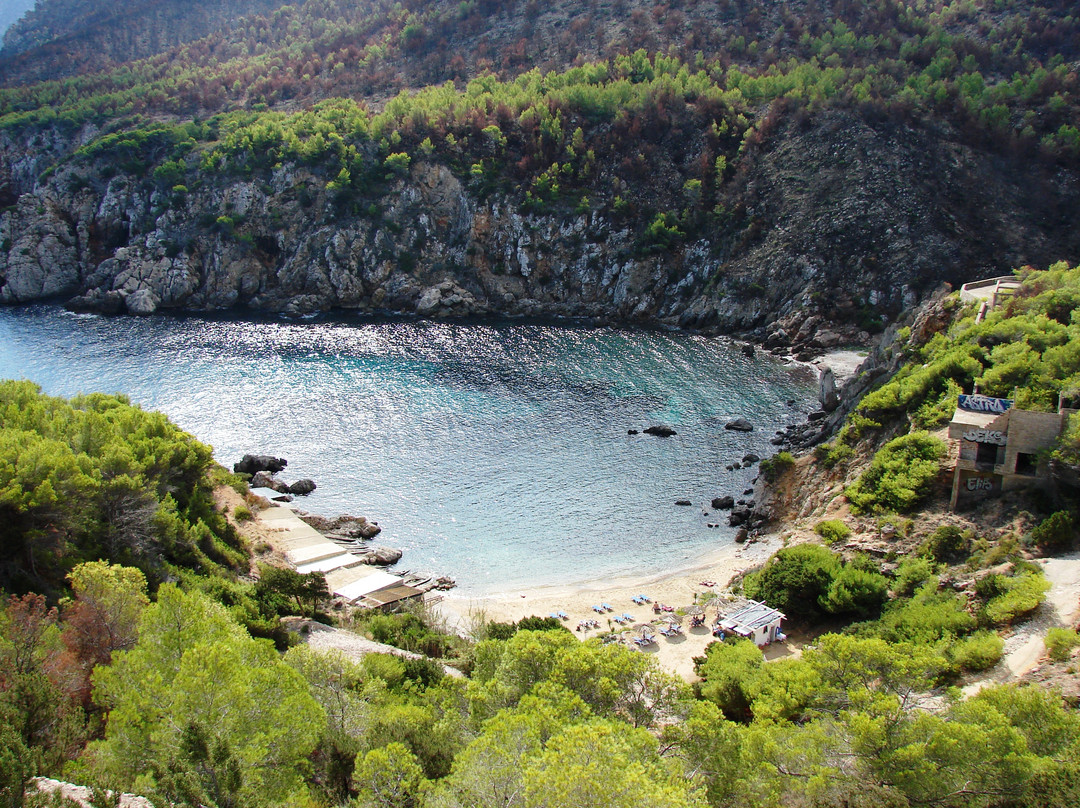 Cala d'en Serra Beach-伊维萨城区必去景点