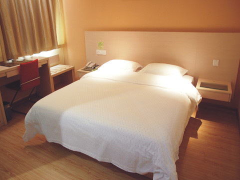 北京速8草桥店主图