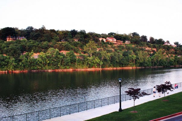 Lake Taneycomo-布兰森必去景点