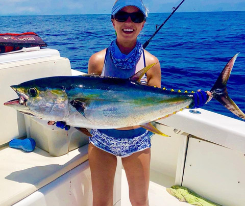 Mermaids and Surfers-塔马林多必去景点