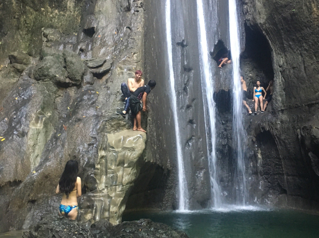 Bonbon Falls-参波恩必去景点