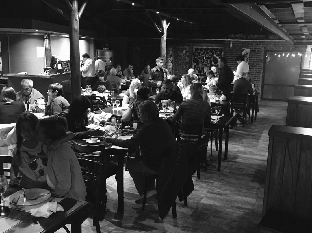 Recio Restaurante & Grill