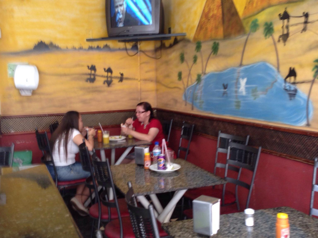 Marzuq Cozinha Arabe E Brasileira