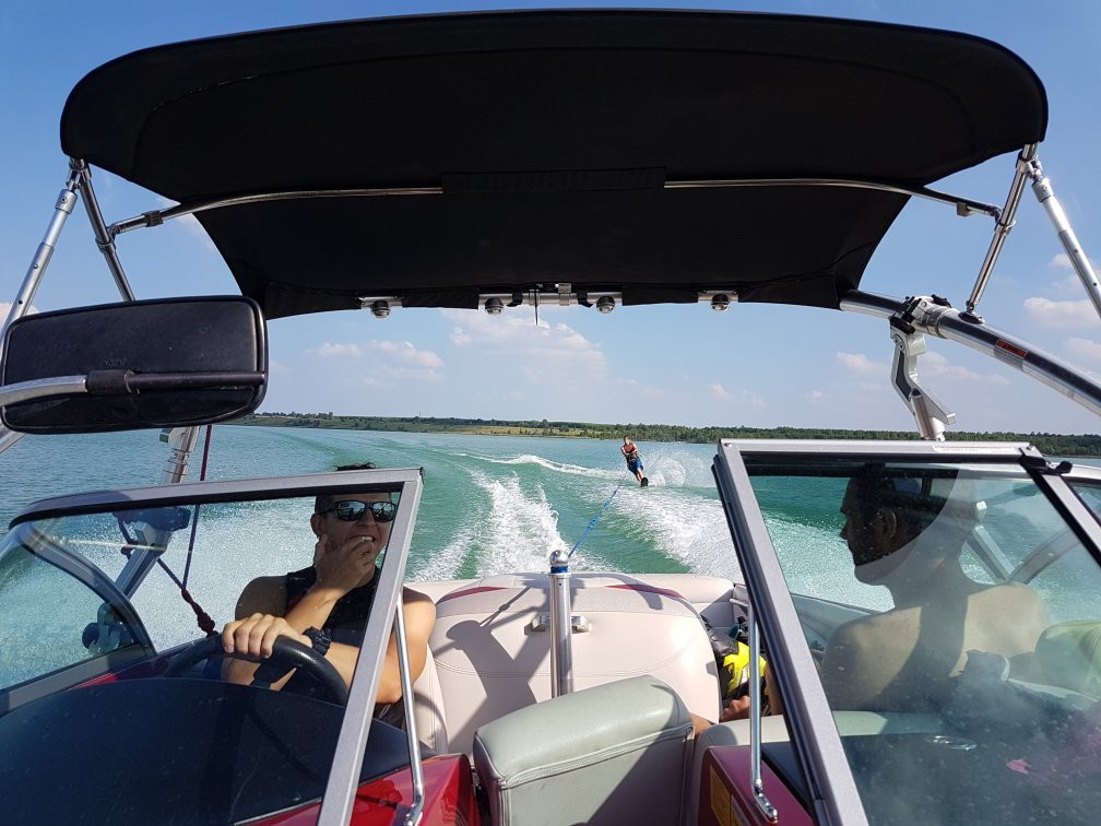Wake-Beach.de - Wakeboardschule & Wassersportzentrum-莱比锡必去景点