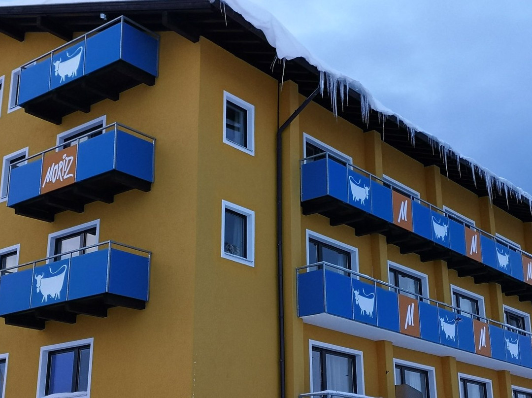 My AVA All In Family Hotel主图