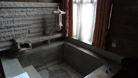 贝迪颐园温泉旅游度假酒店主图