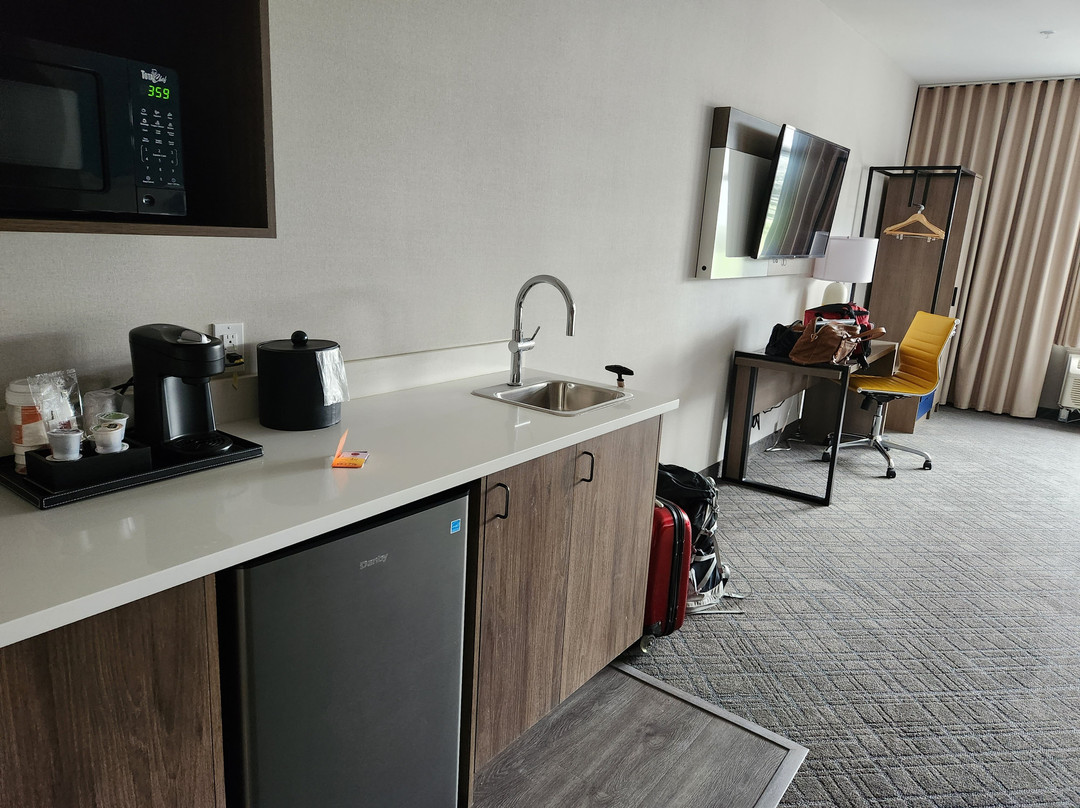 Comfort Inn & Suites主图