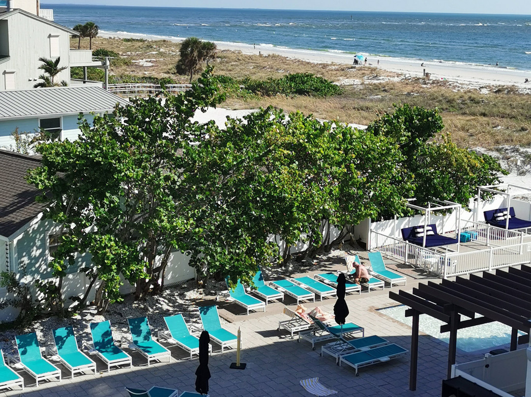 Barefoot Beach Club主图