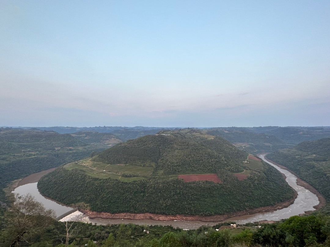 Pico do Monte Claro景点图片