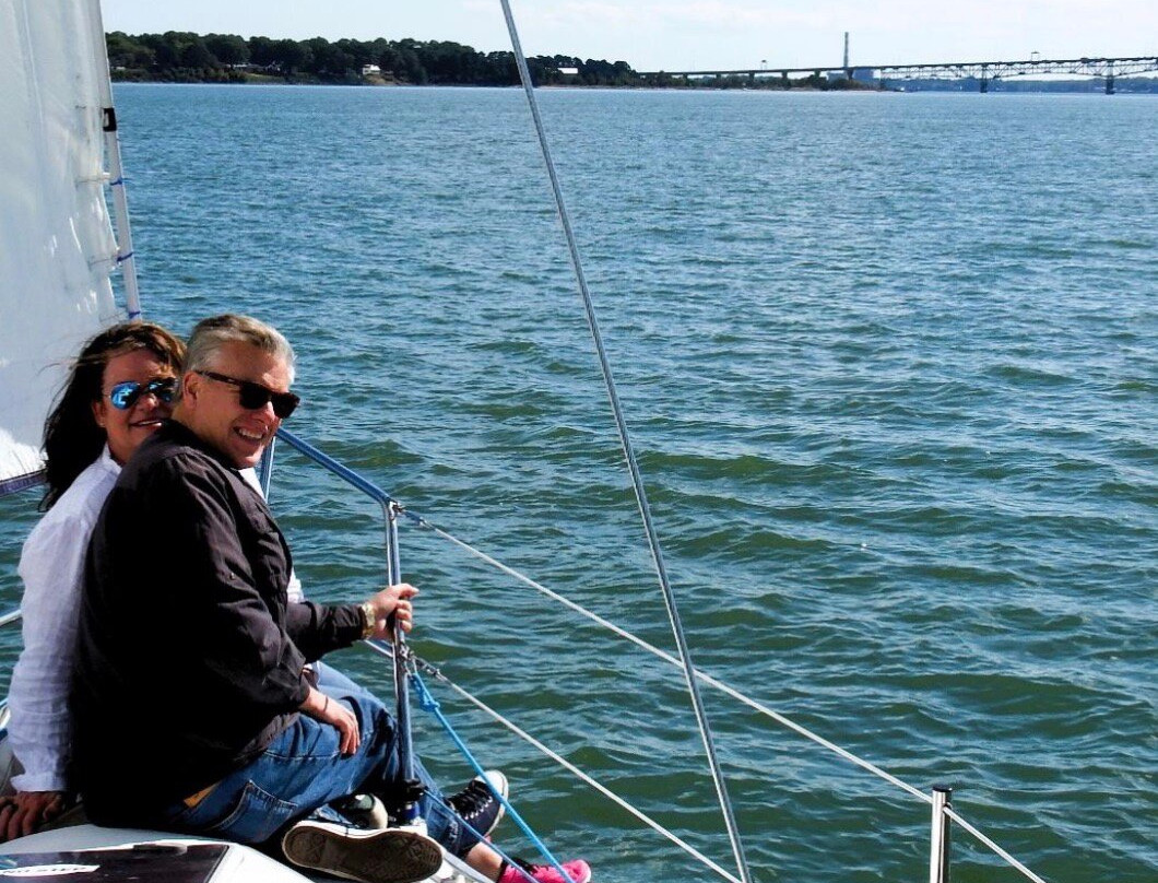 Williamsburg Charter Sails景点图片