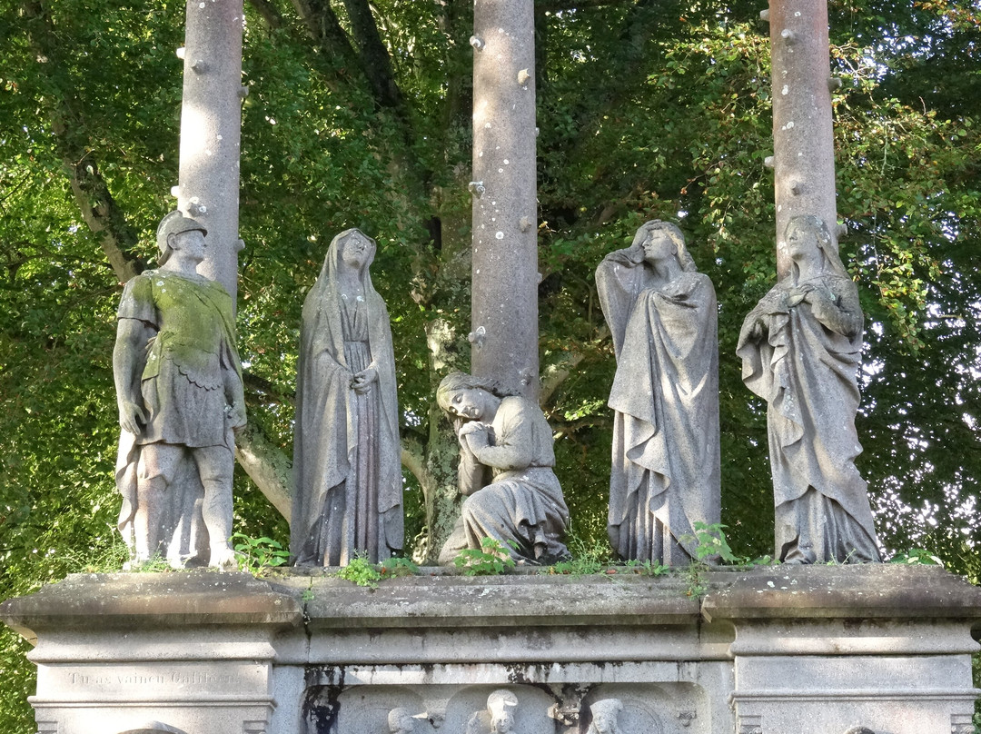 Calvaire De Réparation Dit Calvaire De Protestation-特雷吉耶必去景点