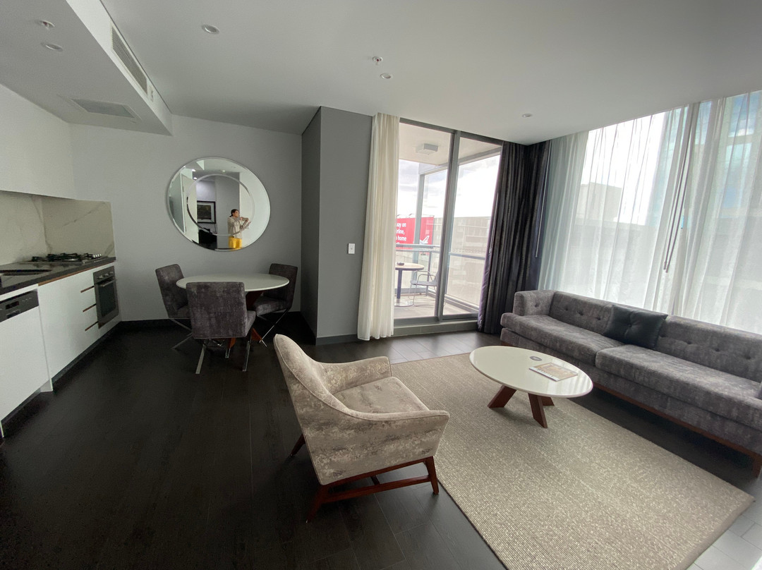 美利通套房酒店-车士活主图