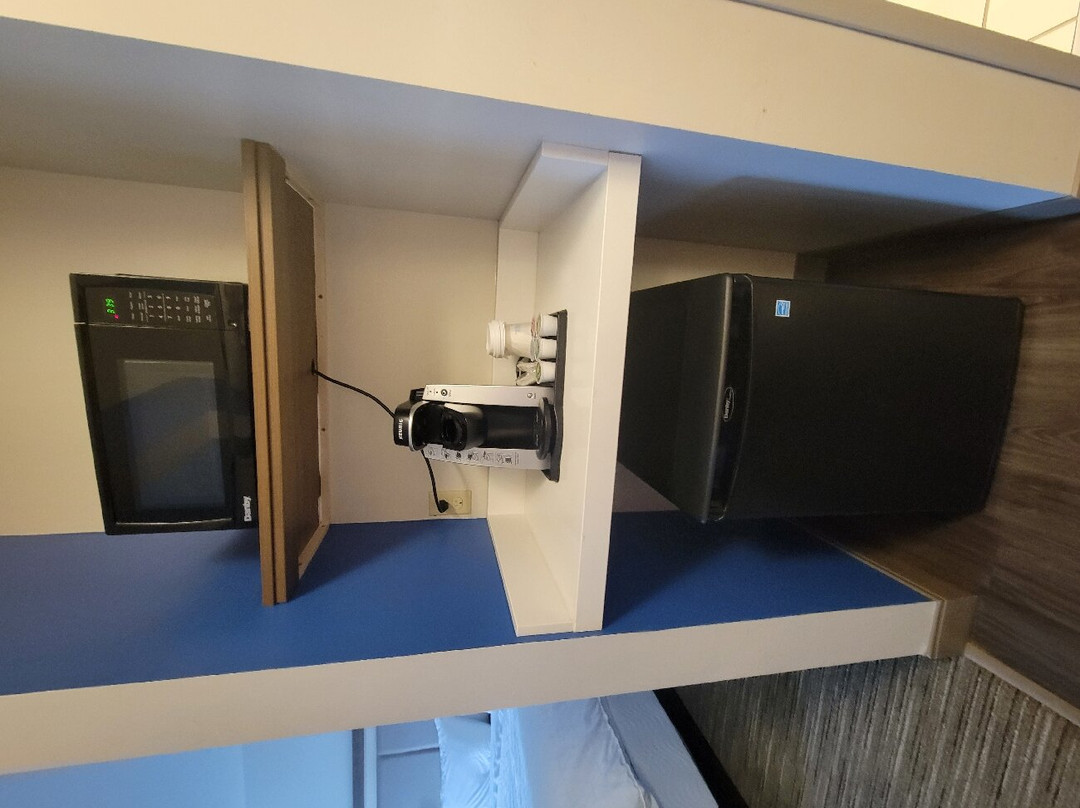 Holiday Inn Express & Suites Brighton South - Us 23 By IHG主图