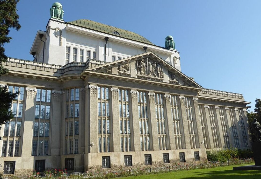 Croatian State Archives (HDA)-萨格勒布必去景点