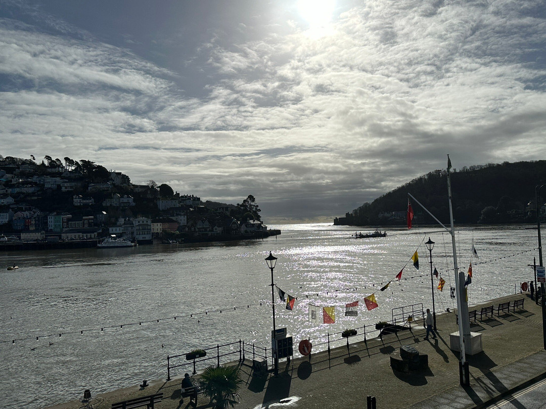 Waterfront House主图