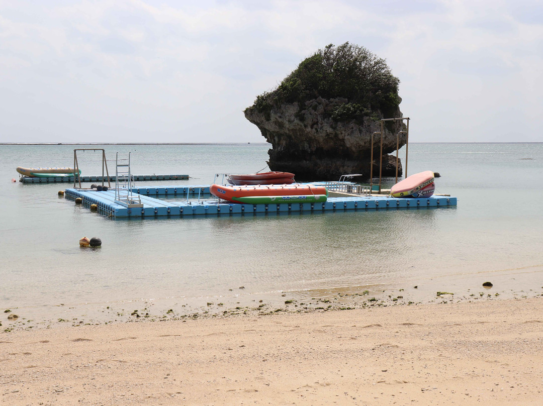 Miibaru Beach景点图片