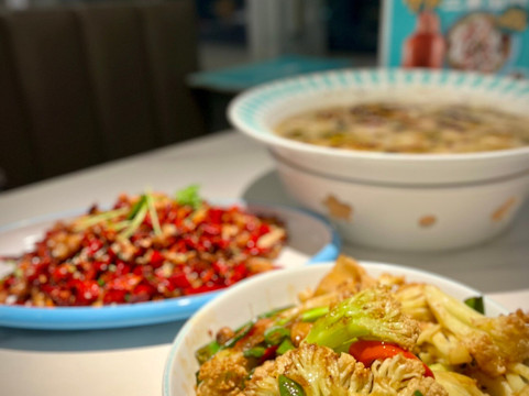 姚姚酸菜鱼(希慎广场)