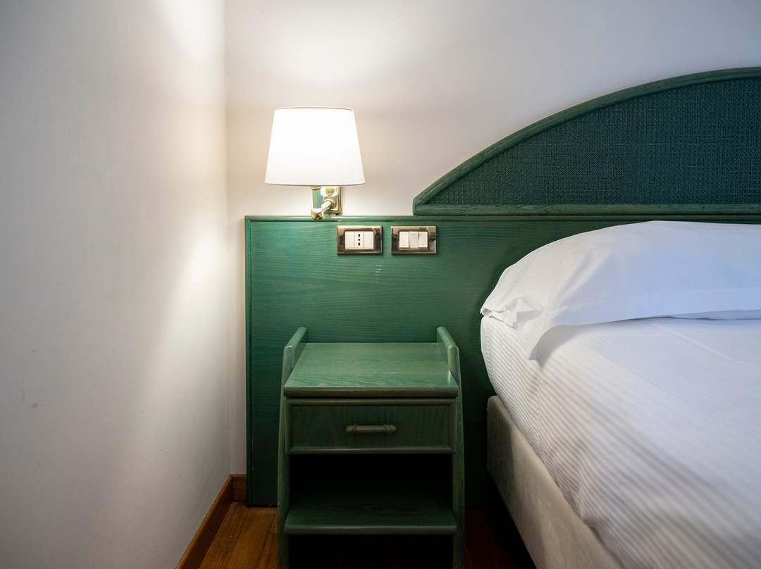 阿尔塔米拉酒店主图