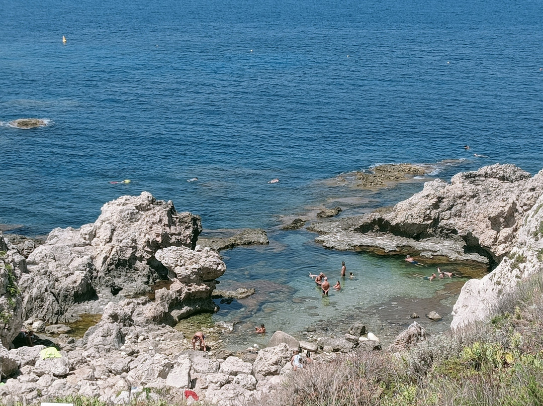 Piscina Di Venere景点图片