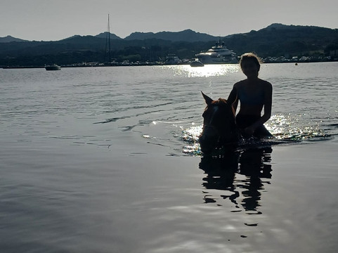 EQUI'LIBRE Bonifacio-博尼法乔必去景点