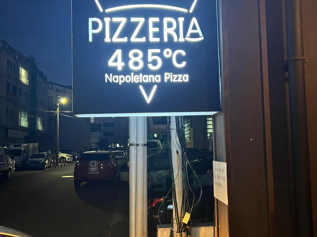 Pizzeria485