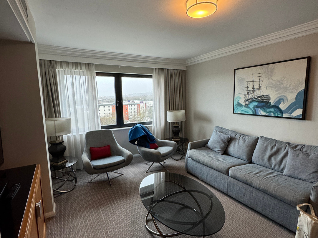 朴次茅斯万豪酒店主图