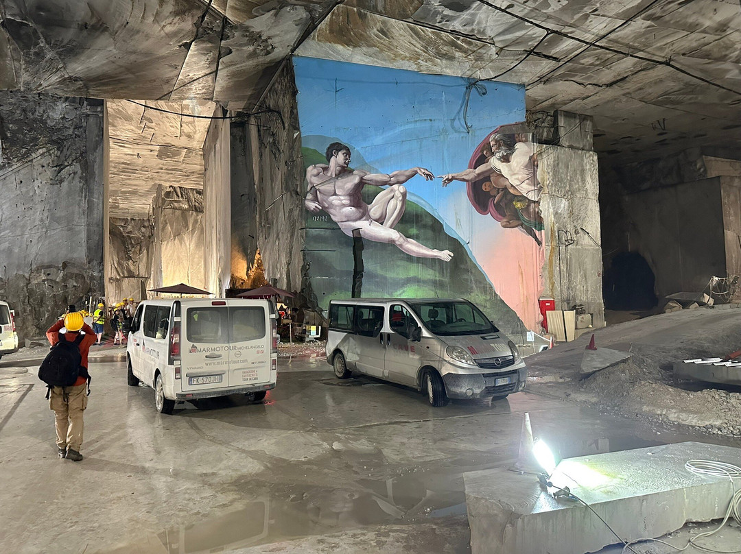 Cave di Marmo Tours景点图片