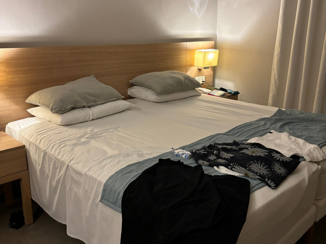 Louis St. Elias Resort & Waterpark主图