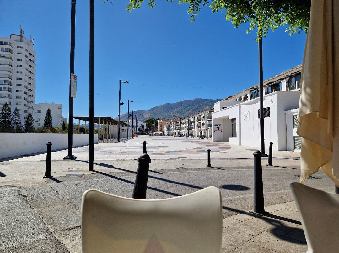 Plaza Adolfo Saurez景点图片