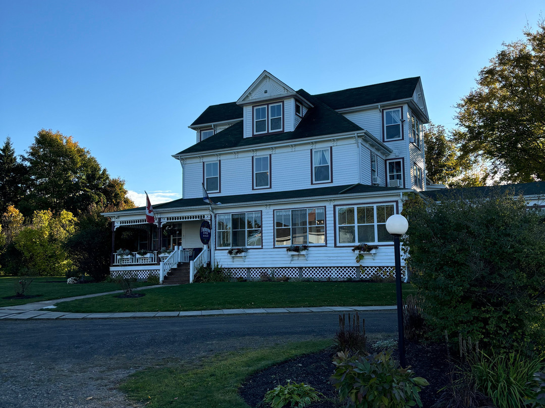 Harbourview Inn主图