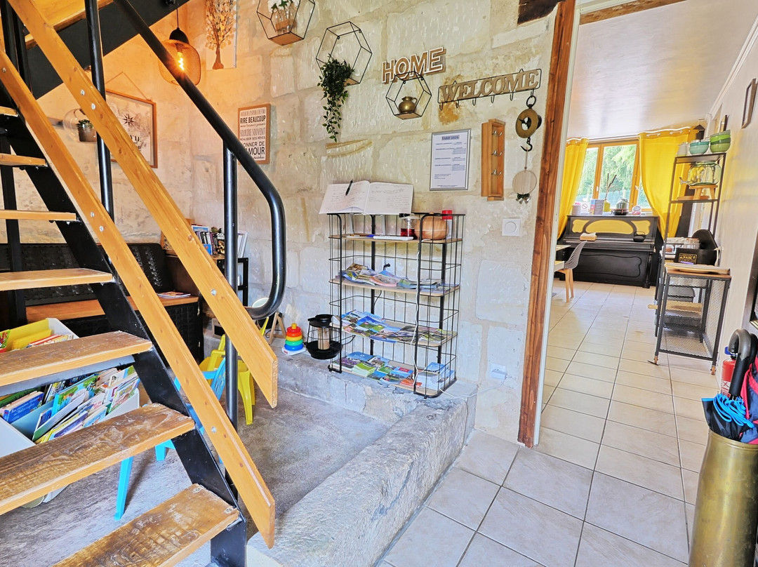 A 2 pas d'Azay主图