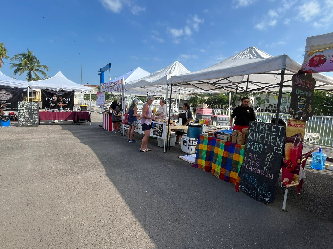 Riviera Farmers Market-新瓦雅塔必去景点