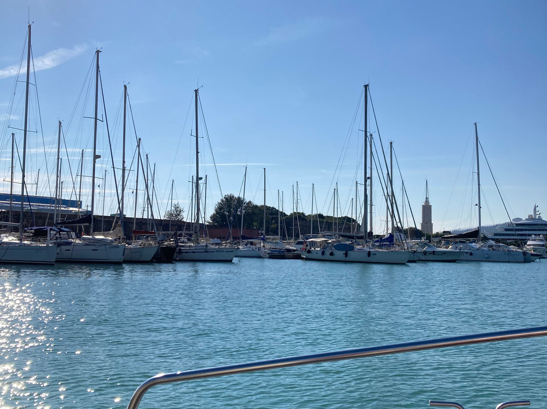 Livorno in Battello景点图片