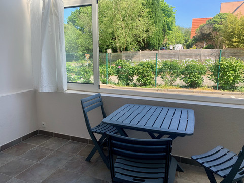 佩罗斯拉尼永英式酒店主图