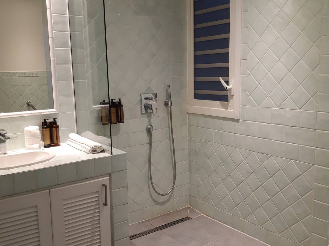 人工林酒店主图