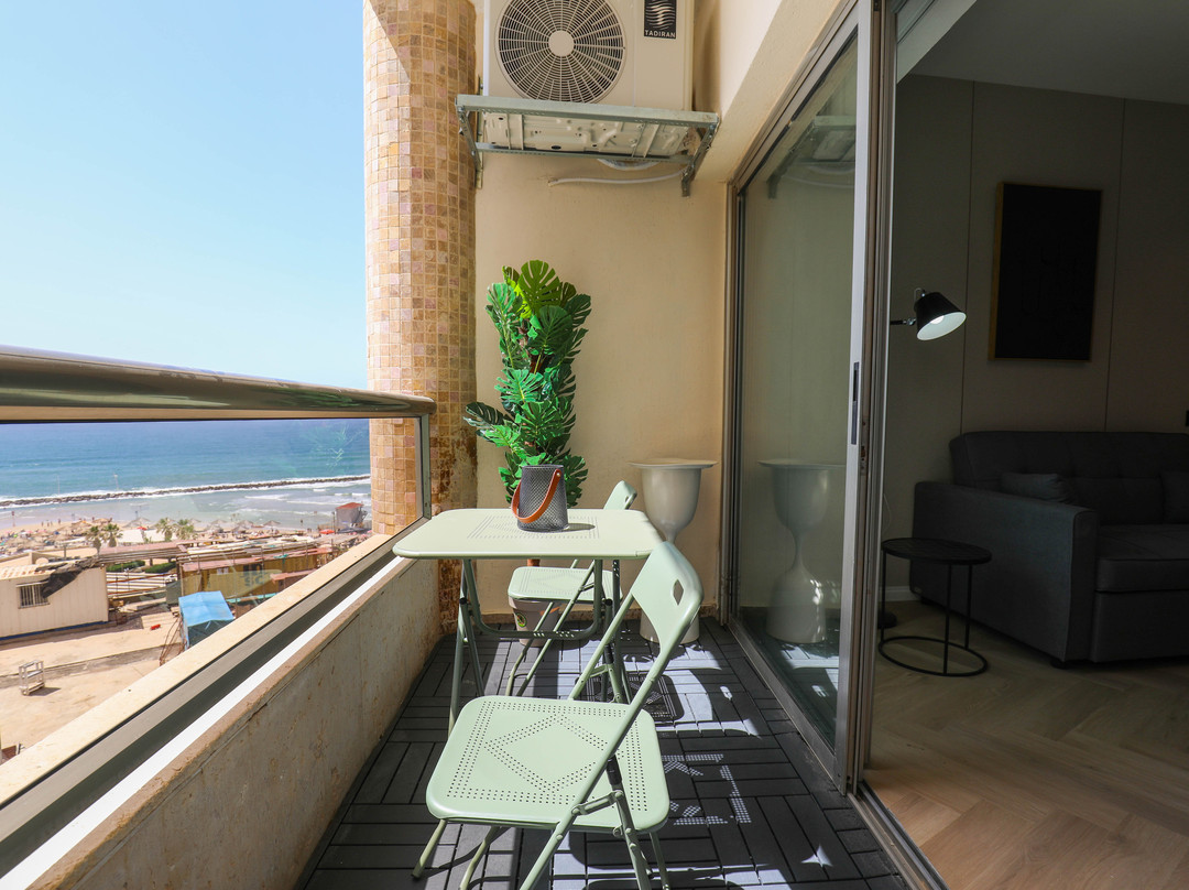 Blue Weiss Hotel主图