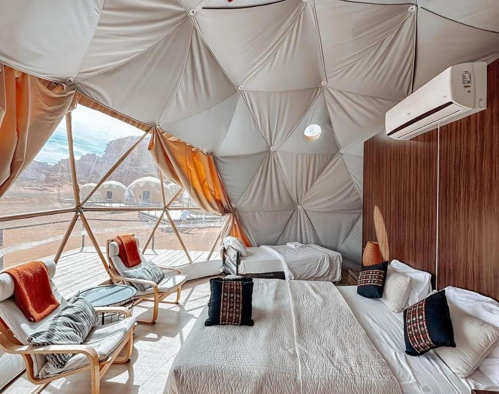 Rum Crystal Luxury Camp