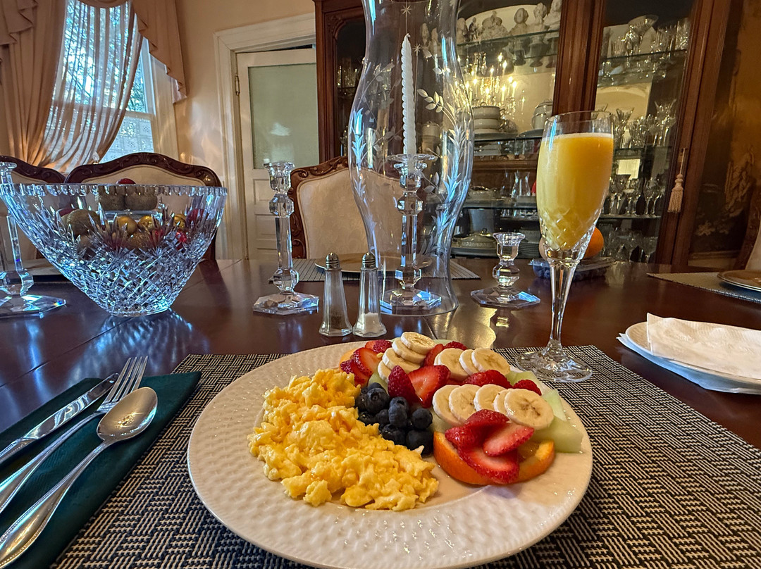 The Columns Bed And Breakfast Inn主图