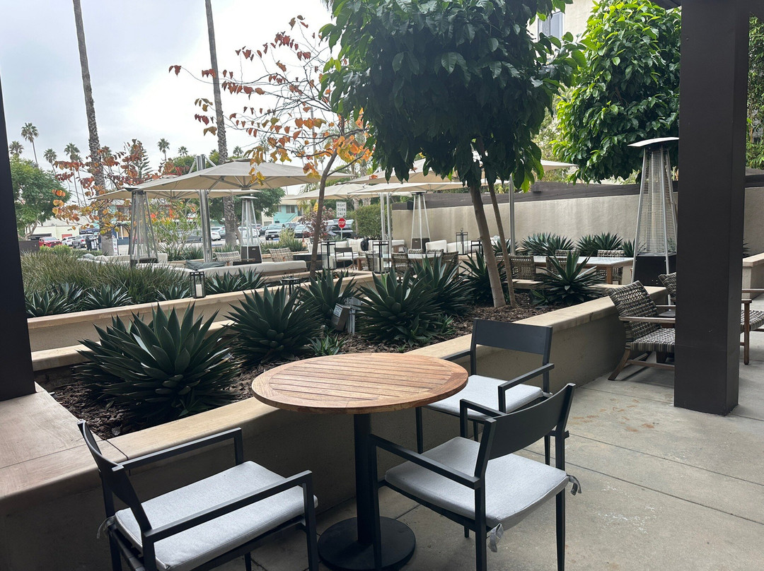 阿姆布罗斯酒店主图