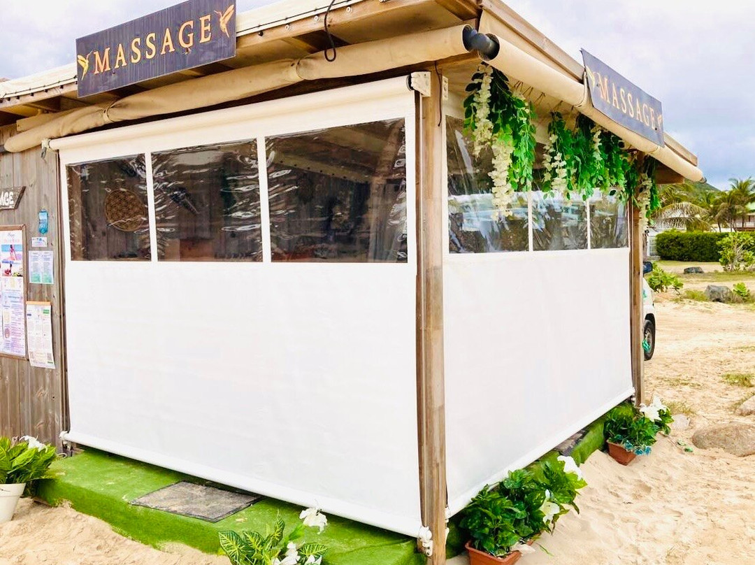 Colibri Massage Sxm-东方湾必去景点